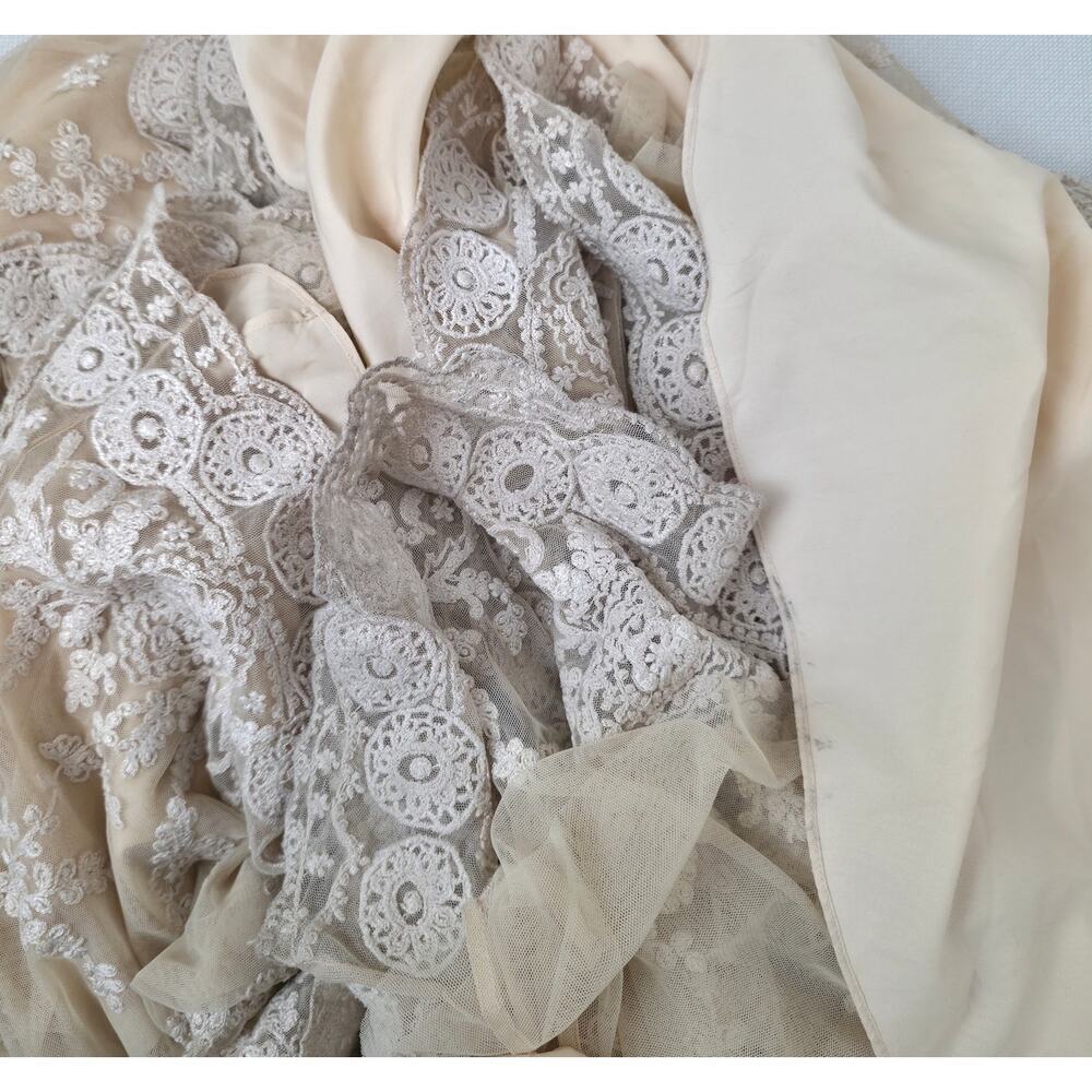 BHLDN Daisy Lace Halter Open Back Wedding Gown Champagne 10 NWT PRICE DROP - Picture 7 of 16